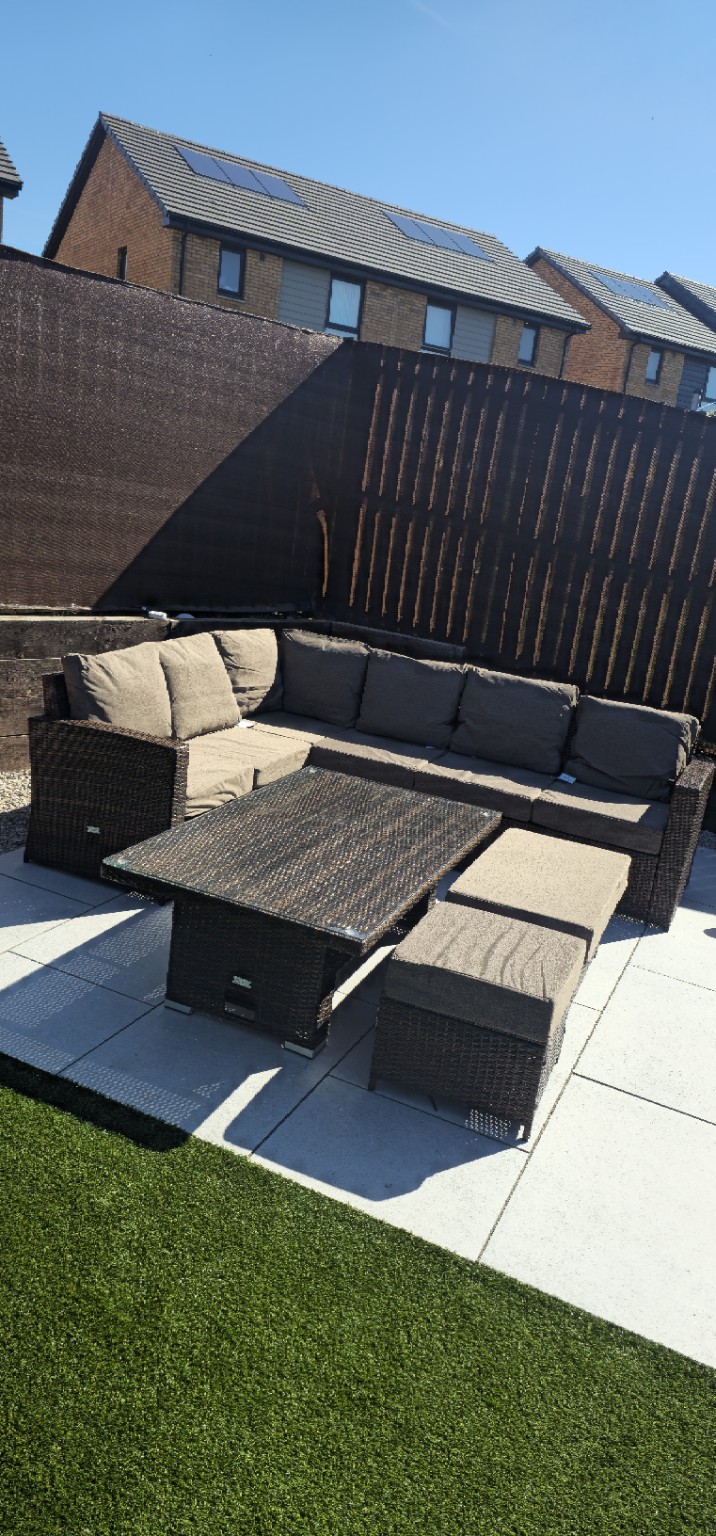 Garden furniture assembly
