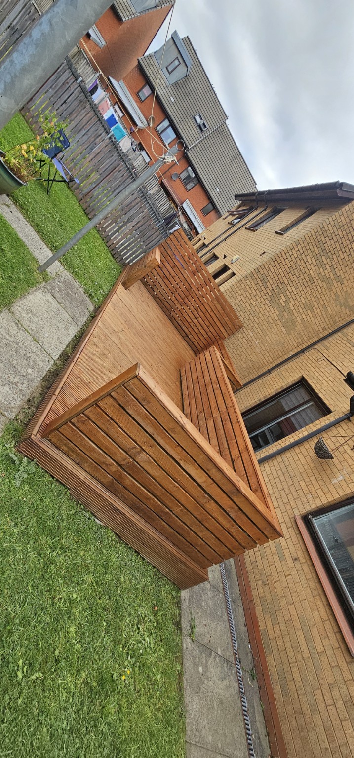 Decking clean & stain